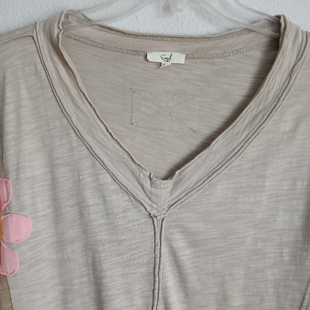 Easel Flower Patchwork Pull On Top Artsy Boho - image 3